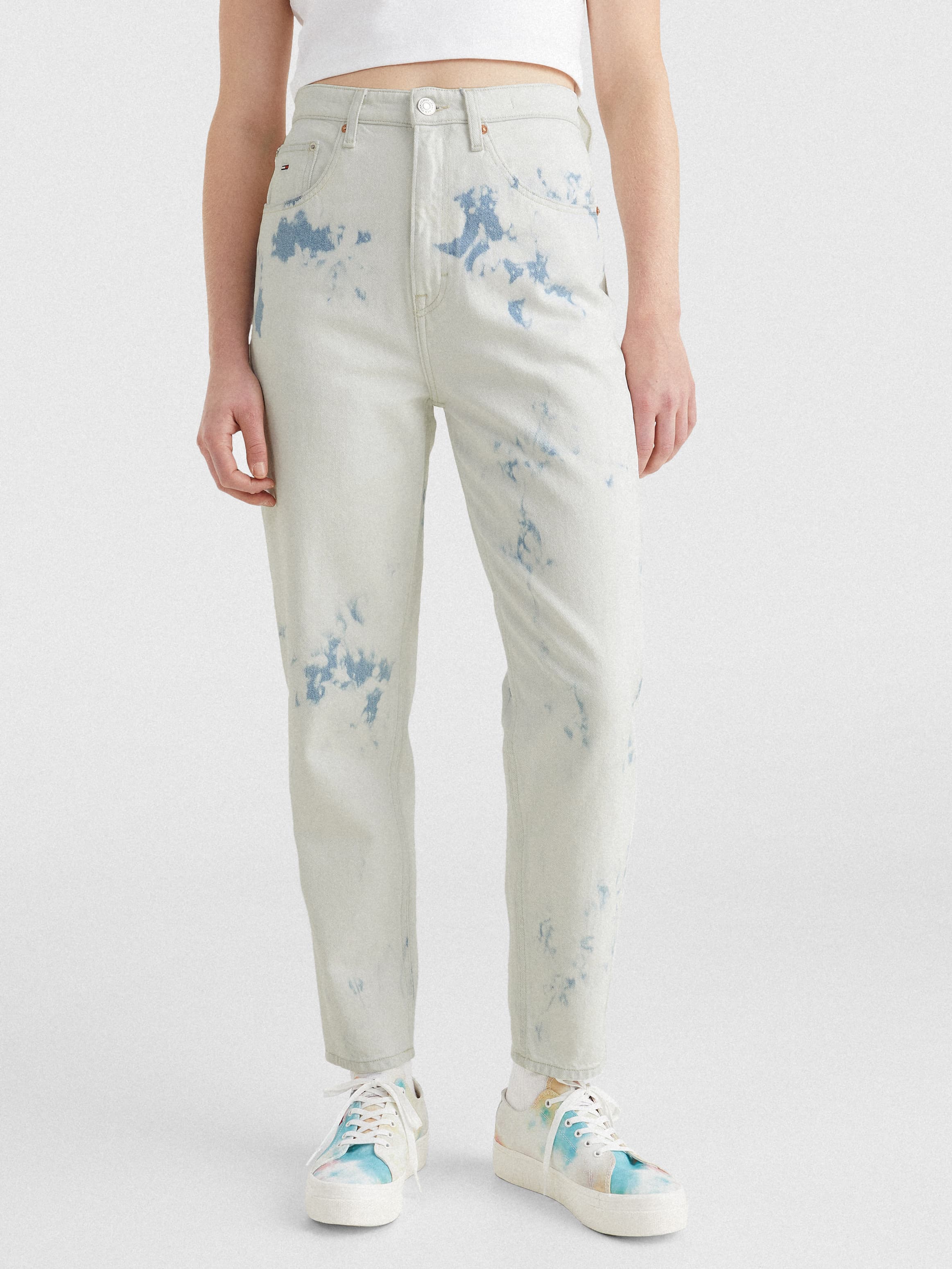 Mom Ultra High Rise Tapered Jeans