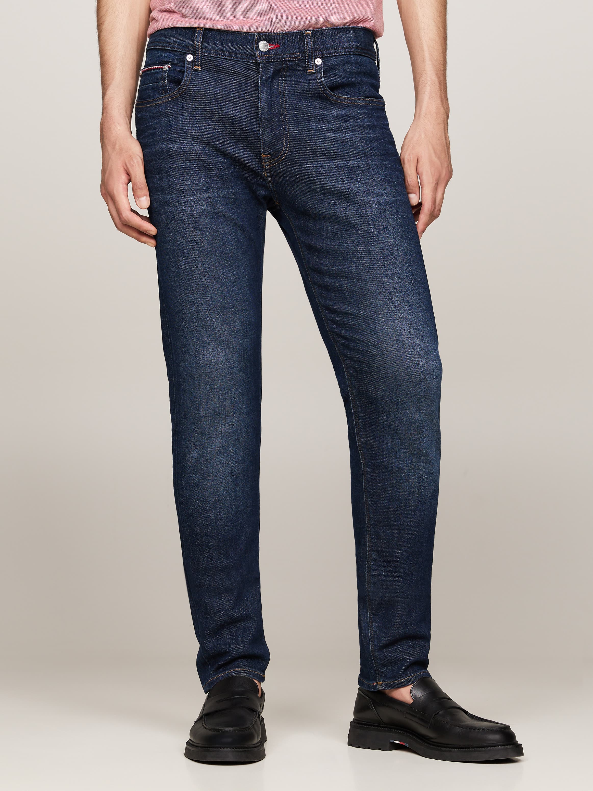 TH Flex Bleecker Slim Fit Faded Jeans